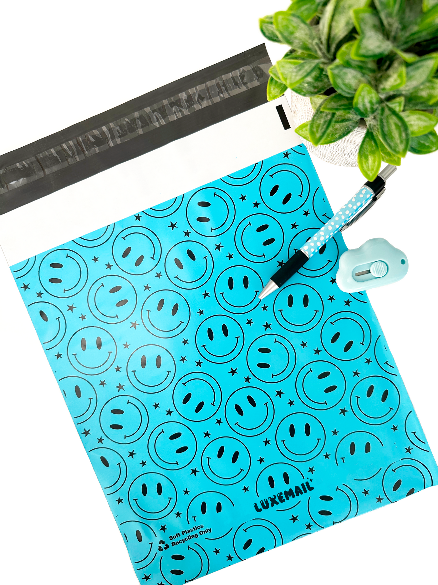 Mailer - Blue Smiley Faces